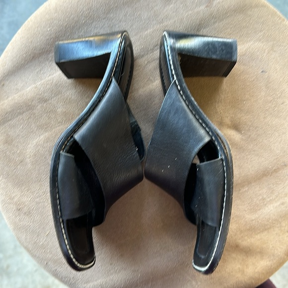Donald Pilner Block Heel size 6 - Picture 4 of 6